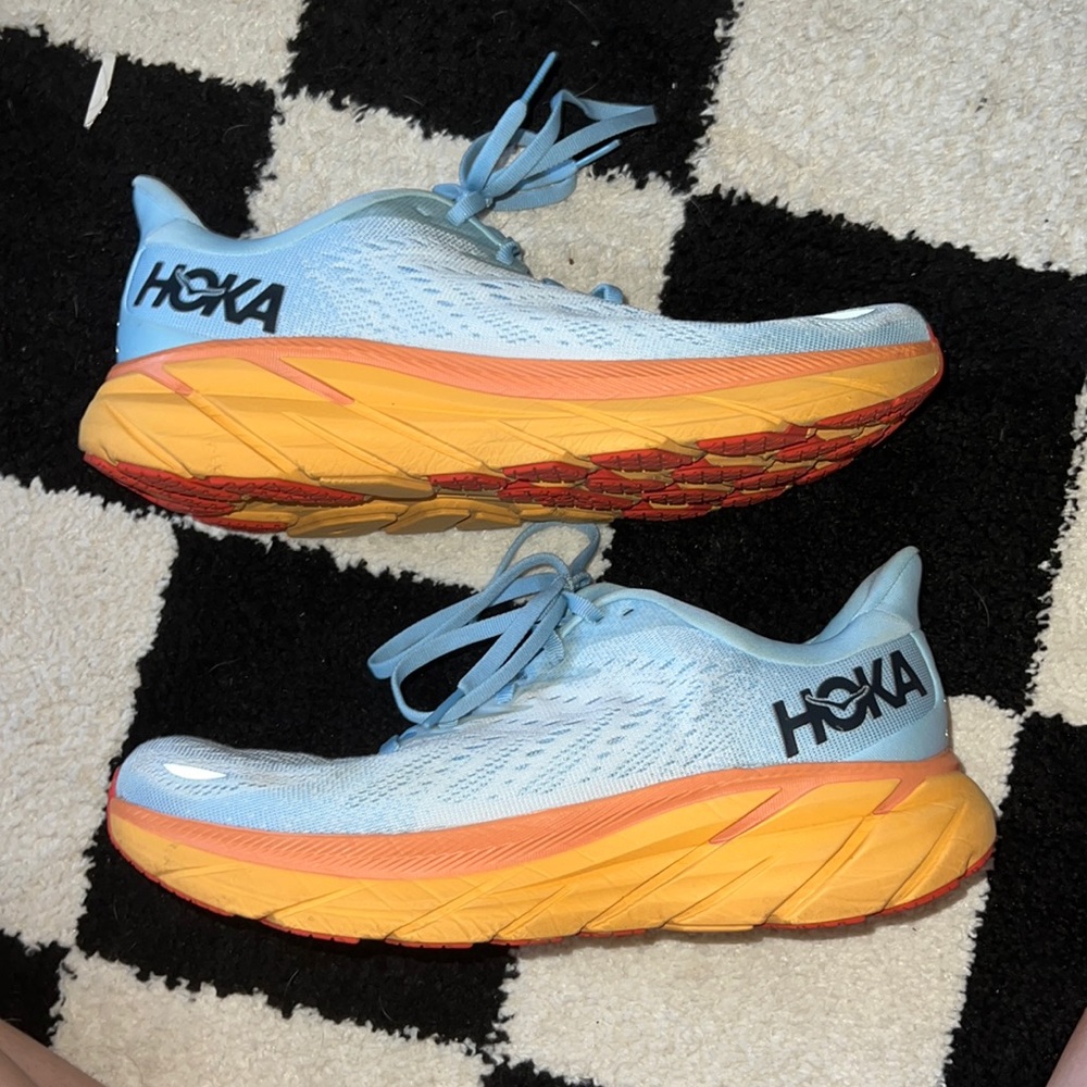 Hoka Clifton 8